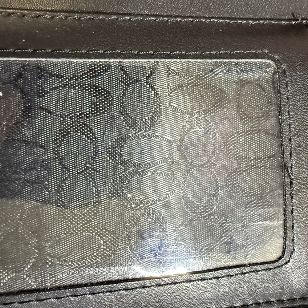 Coach Black Signature Wallet - Picture 7 of 7